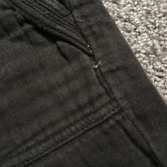 Old Navy Women’s Linen Shorts - Picture 4 of 4